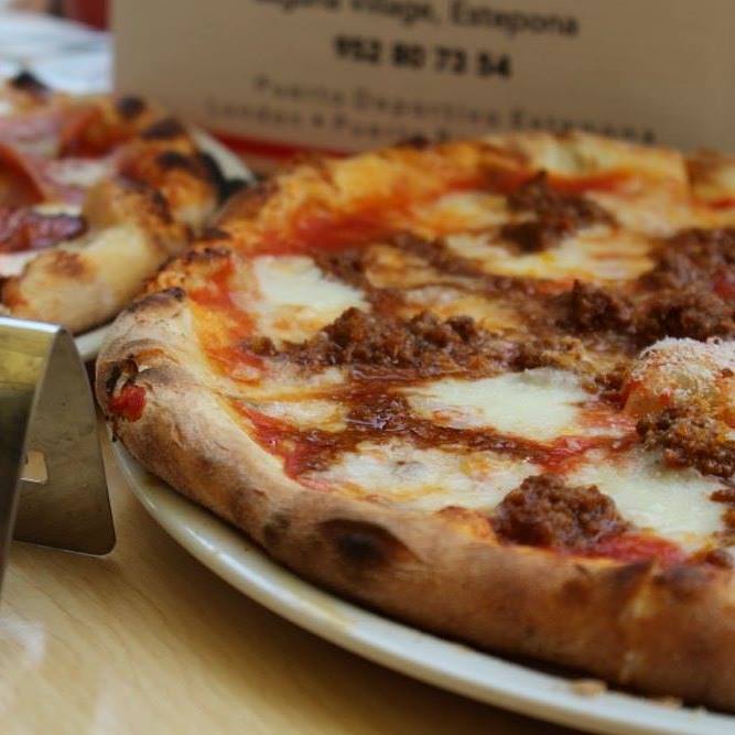 Masa de Pizza Napolitana Auténtica (Receta) - IdeasParaCocinar